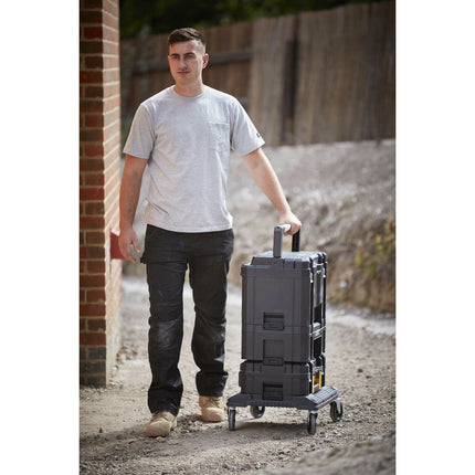 V4HF8D3B1E071415B5AA8A8E00B3040B307R6689648P8