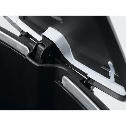 V3HB9BCDDC68D4B0295D57D53A3F105E36ER7393148P4