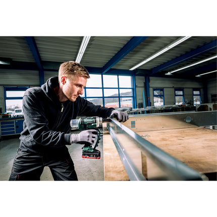 V8H4F8D5B4DD5652BA89DBFDB5F92691334R7233481P6