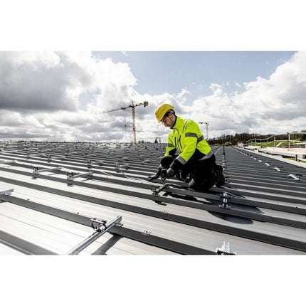 V8HF94B871A1983F7D0571DD291694E916AR7233710P2