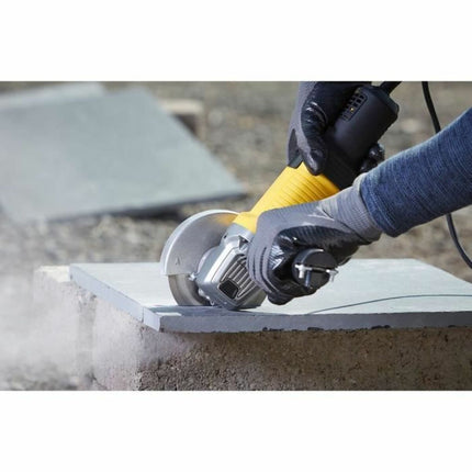 V4H3306757A3F184FD45B6DDD0974EBA6AER4493428P6