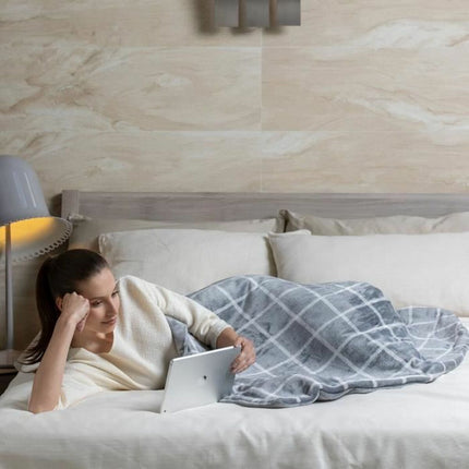 V6HA6DD5FA89C9CA47D3702C64D45EF3AAFR7406710P5